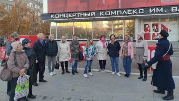 «День с Профсоюзом»: профком работников организовал экскурсию по тихому центру Новосибирска