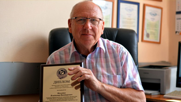 Премия мэрии Новосибирска им. И.П. Севастьянова присуждена профессору Владимиру Молодину