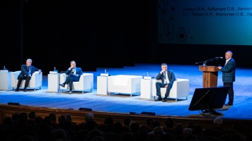 Ректор НГАСУ (Сибстрин) Юрий Сколубович принял участие в международном симпозиуме «Актуальные проблемы компьютерного моделирования конструкций и сооружений»