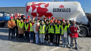 Студенты института строительства посетили завод №1 в Сибири по производству сухих строительных смесей