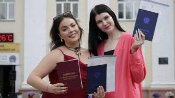 АБИТУРИЕНТУ 2025  Особые условия для абитуриентов, поступающих на направления и специальности: горное дело, прикладная геодезия, природообустройство и водопользование, дизайн, экономика, лингвистика