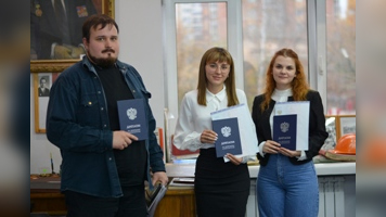 Поздравляем выпускников аспирантуры 2022 года, успешно прошедших государственную итоговую аттестацию и получивших дипломы!