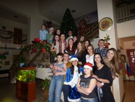 Студенты НГАСУ (Сибстрин) поздравили ребят детского дома с Новым годом