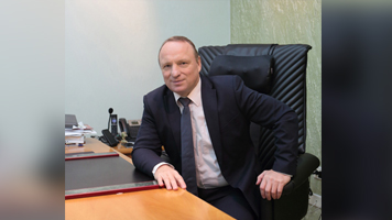 Ректор Юрий Сколубович прокомментировал национальный конкурс «Благоустрой!» для информационного агентства и интернет-издания REGNUM