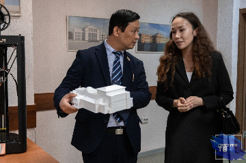 Делегация-7