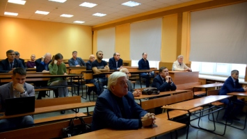 Институт строительства провел научный семинар «Совершенствование узлов фланцевых соединений с преднапряженными болтами»