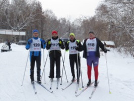 Команда преподавателей Сибстрина вышла на лыжню в рамках Универсиады вузов «Бодрость и здоровье»