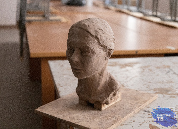 Делегация-9