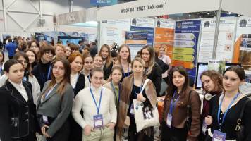 Студент-дизайнеры НГАСУ (Сибстрин) приняли активное участие в работе первого дня Международного форума-выставки «Учебная Сибирь 2024»