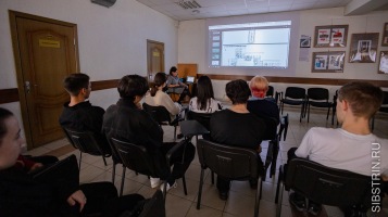 Студенты Новосибирского архитектурно-строительного колледжа познакомились с деятельностью кафедры АРГС