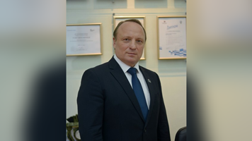 Поздравление ректора НГАСУ (Сибстрин) Юрия Сколубовича с Днем преподавателя высшей школы