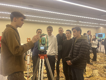 image-11-12-23-11-44-1