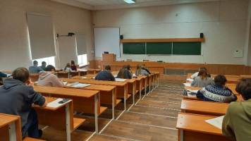 Команда НГАСУ (Сибстрин) заняла первое место на Городской межвузовской студенческой олимпиаде по физике