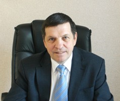 Университет поздравляет первого проректора С.В. Линовского с юбилеем!